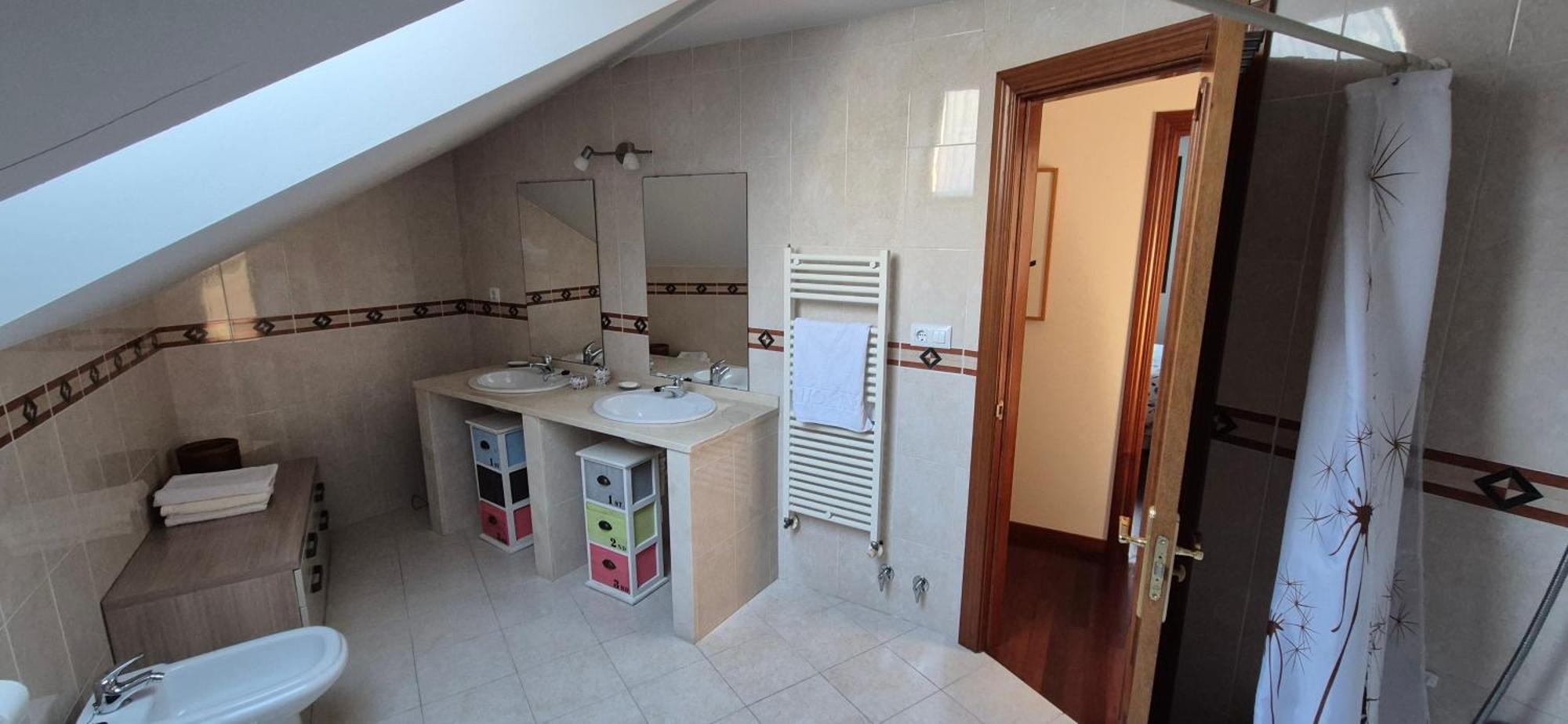 A Bruxo Fonte 8 Pzs 2 Banos Full Reg Vut38509 Apartamento Luarca Exterior foto